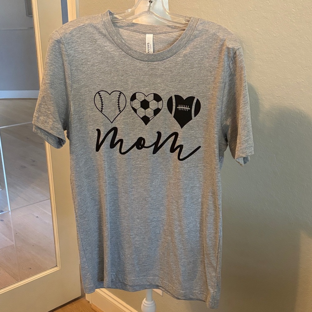 Gray Heart Pattern Sports Mom Tee